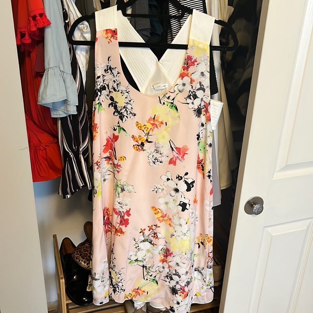 Club Monaco Shift floral Dress